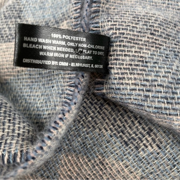 NWOT Jack & Missy Soho Camo Blanket Scarf / Oversized Boho Wrap Poncho - Picture 4 of 4